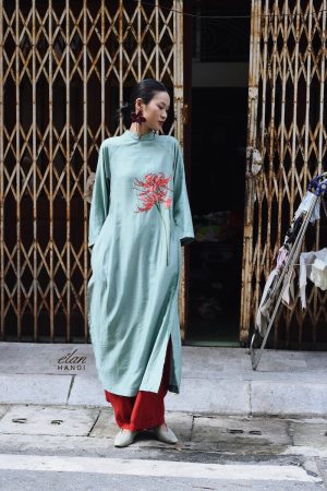 Áo dài thêu tay bỉ ngạn Tơ Nhật