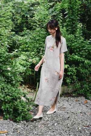 Váy thêu tay cụm hoa rơi dáng suông dài